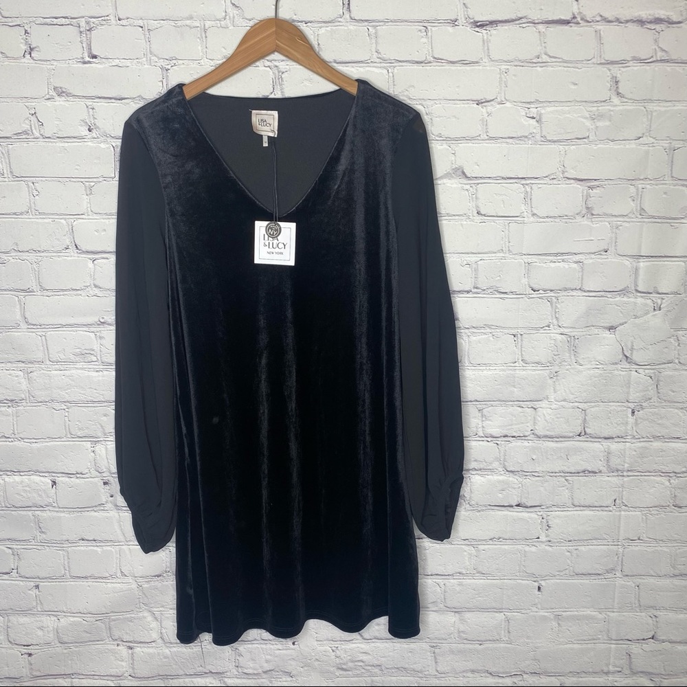 Lisa & Lucy New York V Neck Velvet Shift Dress
